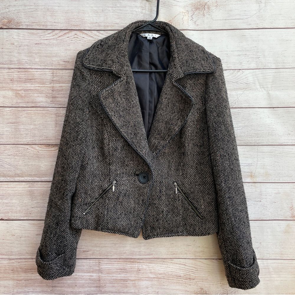 CABI TWEED CROPPED MOTO BLAZER IN WOOL BLEND